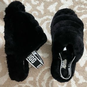 Women’s Black Fluff UGG slippers